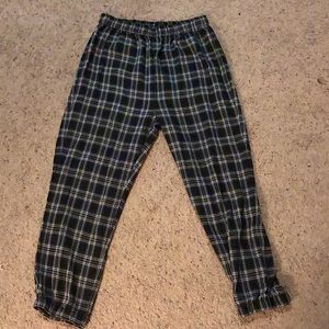 Women’s plaid lounge pants